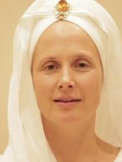 Snatam Kaur (source: YouTube user sopurkh)