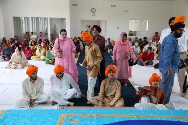 Johnston, Iowa, Dastar Bandi ceremony. (Source: Des Moines Register)