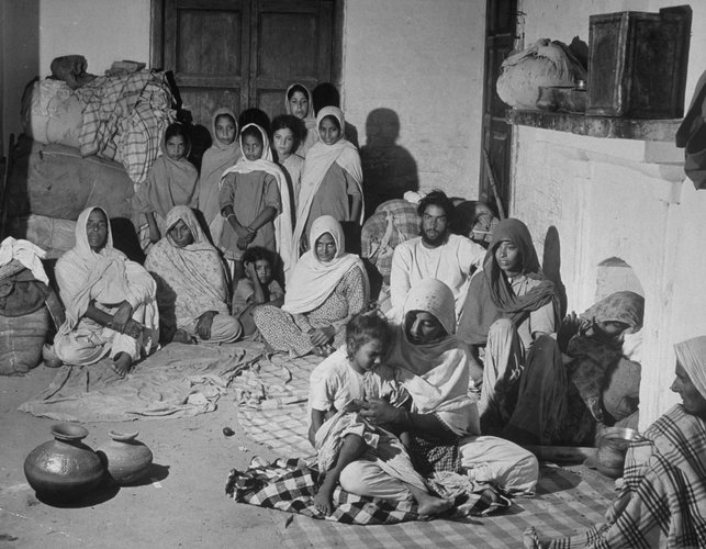 Sikh refugees in 1947. (Photo: Margaret Bourke-White | Time & Life Pictures via Getty Images. Source: The Washington Post) 