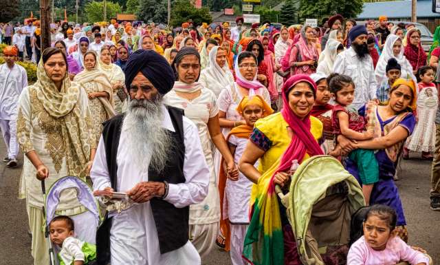 "Sikh residents take part in a June 2013 parade in Salem, Oregon. Credit: Creative Commons/PhotoAtelier." (Source: Tikkun)